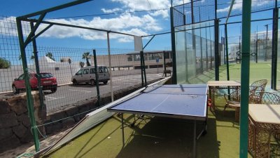 CC Tías denuncia el abandono de las canchas de pádel y tenis de Puerto del Carmen