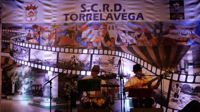 La Asociación Musical y Cultural El Cabozo presenta su disco 'Musicalizando Poetas'