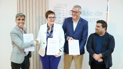 Firma del pacto contra los discursos de odio en Lanzarote.