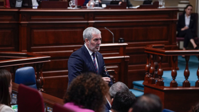 Fernando Clavijo ha hablado en el Parlamento sobre la descoordinación entre el Estado y las Comunidades 