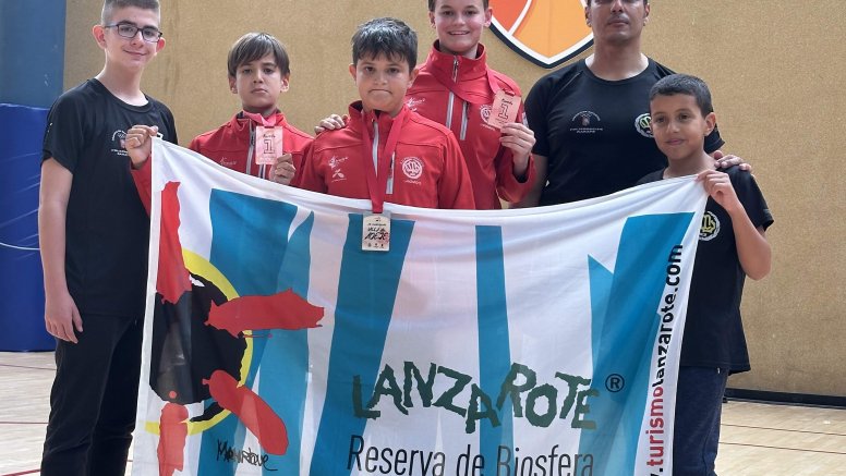Karatekas de Poliarrecife en el Campeonato de Adeje.