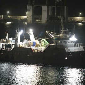 La patera llegada a Puerto de Los Mamoles (Foto: José Luis Carrasco)