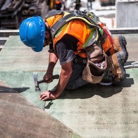 Trabajador de la construcción en una imagen de archivo. Seguridad Social.