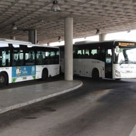 Estación de guaguas en Playa Blanca