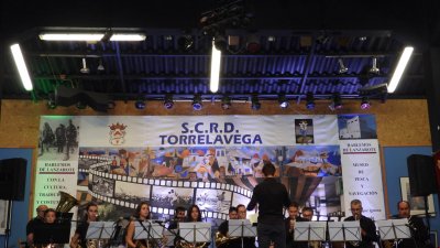 El Torrelavega acoge un concierto en un acto de reconocimiento de labor social y cultural
