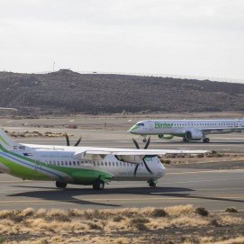 Dos aviones de la aerolínea Binter