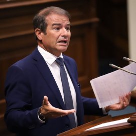 El portavoz de educación del PSOE, Marcos Hernández 