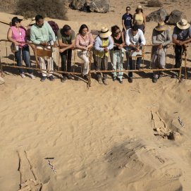 Excavaciones en el yacimiento arqueológico de San Marcial del Rubicón en el municipio de Yaiza