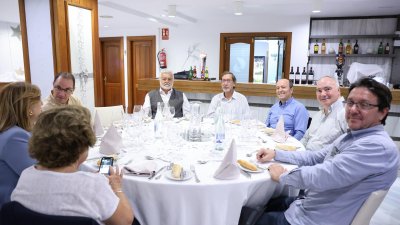 Francisco José Navarro, investido Cachorro de Honor por su defensa de las tradiciones de Lanzarote. Foto: La Voz