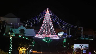 Encendido navideño en Tinajo. Foto: La Voz