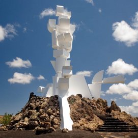 Escultura de la Fecundidad en el Monumento al Campesino. Foto: CACT.