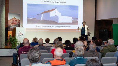 Conferencias sobre vulcanología