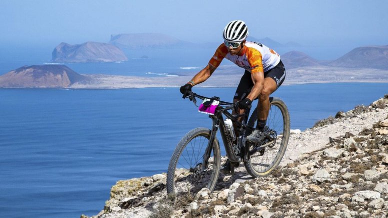 Ciclista en Lanzarote