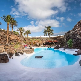 Piscina de Jameos del Agua