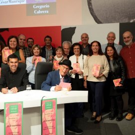 Gregorio Cabrera y Antonio Corujo y su familia