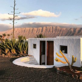 Vista de Famara (Foto: Clemence Belloir-VogueSpain)