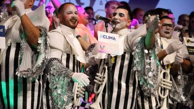 Presentación de la murga Los Simplones, 2025