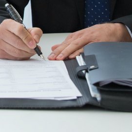 La firma de hipotecas sigue aumentando en Canarias