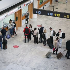 Oficinas de alquiler de vehículos en el aeropuerto de Lanzarote
