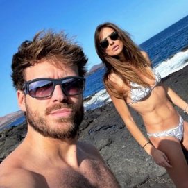 Alejandro Caracuel y su hermana en Los Charcones