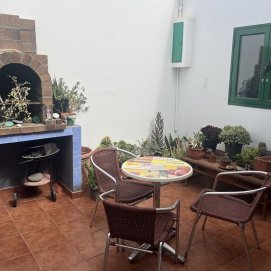 Patio interior de la casa de acogida en Lanzarote 
