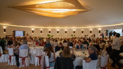 Acto de la Sociedad Democracia
