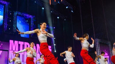 Gala de escuelas de bailes en el carnaval de Arrecife, 2025 