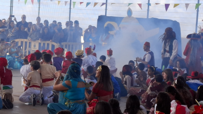Los alumnos del CEIP César Manrique disfrutan del carnaval