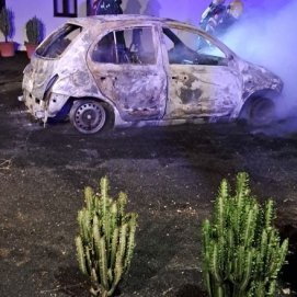 Incendio coche Teseguite