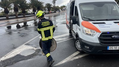 Intervención bomberos voluntarios de Lanzarote.