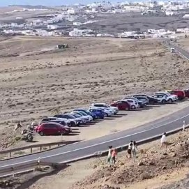 Turistas visitando Las Grietas