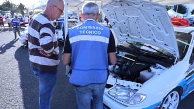 Verificaciones y salida del 46º Rallye Orvecame-Isla de Lanzarote