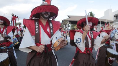 Coso del Carnaval de Costa Teguise, 2025 (Fotos: Juan Mateos)