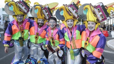 Coso del Carnaval de Costa Teguise, 2025 (Fotos: Juan Mateos)