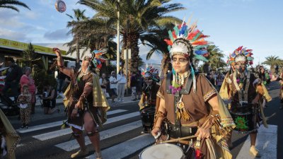 Coso del Carnaval de Costa Teguise, 2025 (Fotos: Juan Mateos)