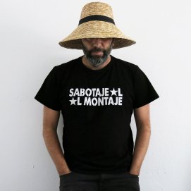 El artista Matías Matas, alias Sabotaje al Montaje, con el sombrero típico de Lanzarote. Foto: Cedida. 