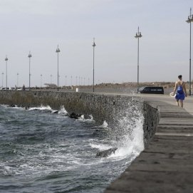 Imágenes del viento en Arrecife (Foto: Juan Mateos)