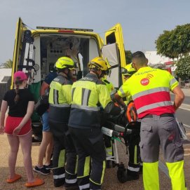 Rescate accidentado en Puerto del Carmen