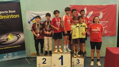 AURIA BADMINTON. TOP TTR TUINEJE. Hugo de la Paz e Isaac Rincón