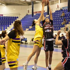 Partido entre el Magec Tías y el Homs UE Mataró Femení Maresme