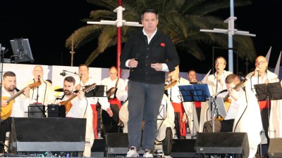 Concierto de Achamán y Corujos en Titerroy