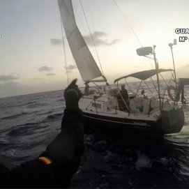 Interceptan un velero con más de 200 kilogramos de cocaína cerca de Canarias