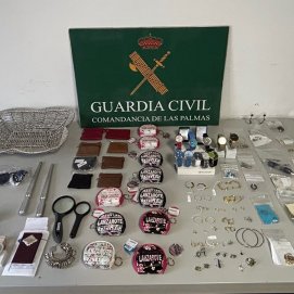 Los objetos sustraídos del establecimiento en Puerto del Carmen