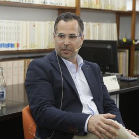 El fiscal Ignacio Stampa durante la presentación de su libro en Lanzarote. Foto: Juan Mateos.
