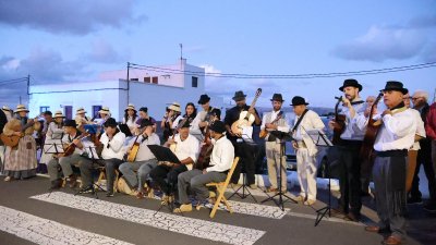 Procesión de la Virgen de Fátima en Muñique