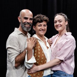 Los tres protagonistas de 'Mararía', Mingo Ruano, Marta Viera y LAJALADA 2