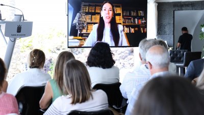 Encuentro de alumnos de la Escuela de Turismo de Lanzarote