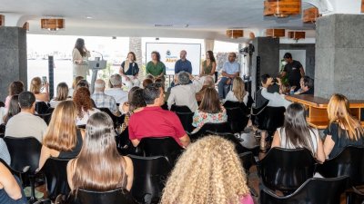 Encuentro de alumnos de la Escuela de Turismo de Lanzarote