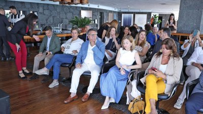 Encuentro de alumnos de la Escuela de Turismo de Lanzarote