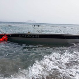 Barco encallado en Alegranza